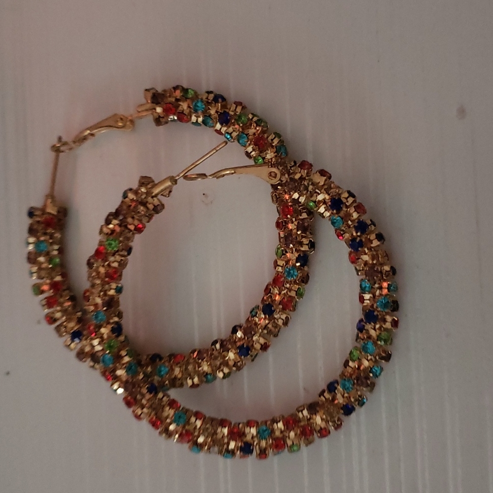hoop earnings multicolor